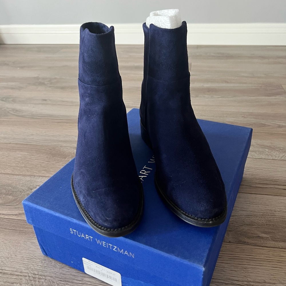 Stuart Weitzman 5050 booties
